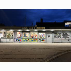 Den flyvende sommerhest på URGER HOUSE